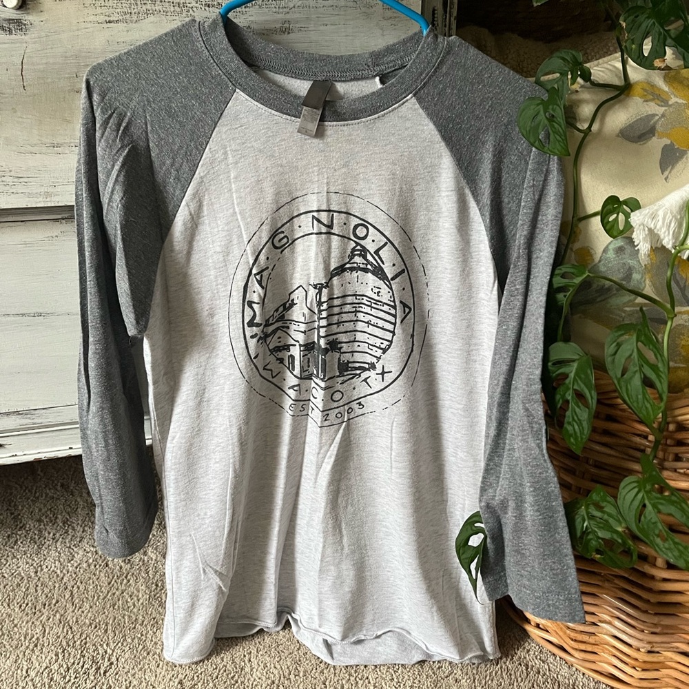Magnolia Joanna Gaines 1/4 sleeve shirt